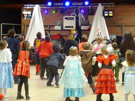 Carnaval 2017 de l'école de Vicq Carnaval 2017 de l'école de Vicq