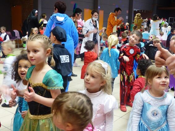 Carnaval 2017 de l'école de Vicq Carnaval 2017 de l'école de Vicq