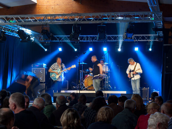 The Feedback (France)
